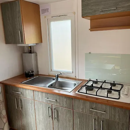 Cobijo Кемпинг